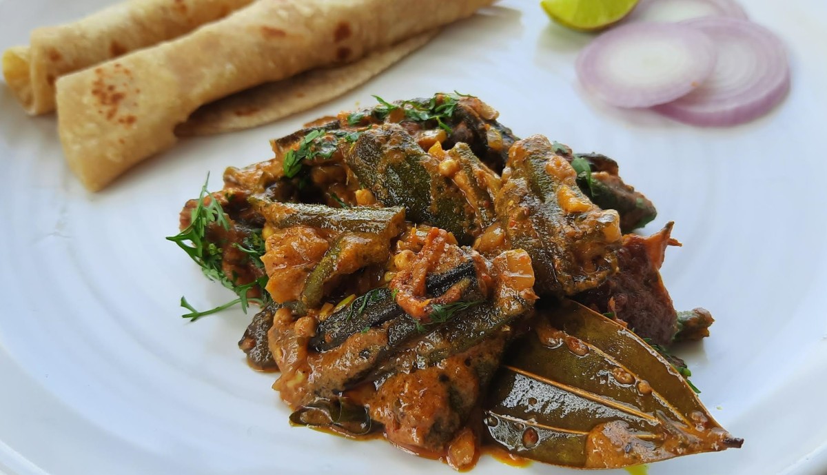 Dahi bhindi recipe | Okra with yogurt curry | masaledaar dahi bhindi